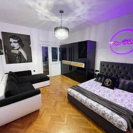 Mini Palais - Beachfront, 5 Min Center, Terrace Split Exterior photo