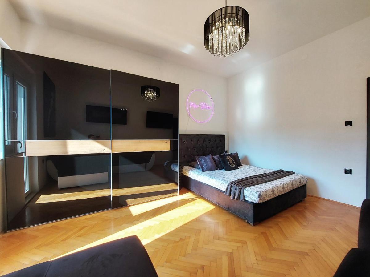 Mini Palais - Beachfront, 5 Min Center, Terrace Split Exterior photo